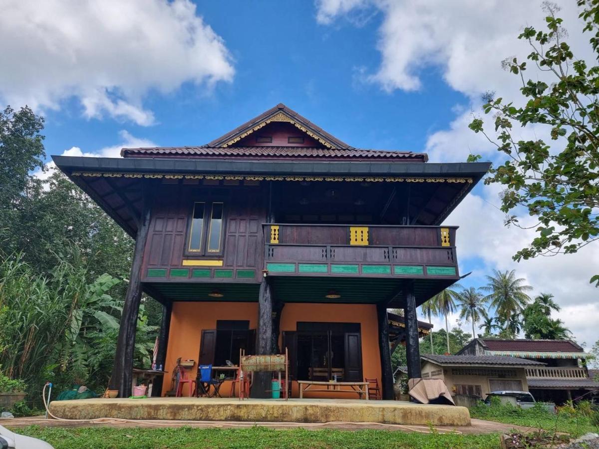 Homestay โฮมสเตย์บ้านนายสิงโตเขาคูหา Ban Khu Ha Nai