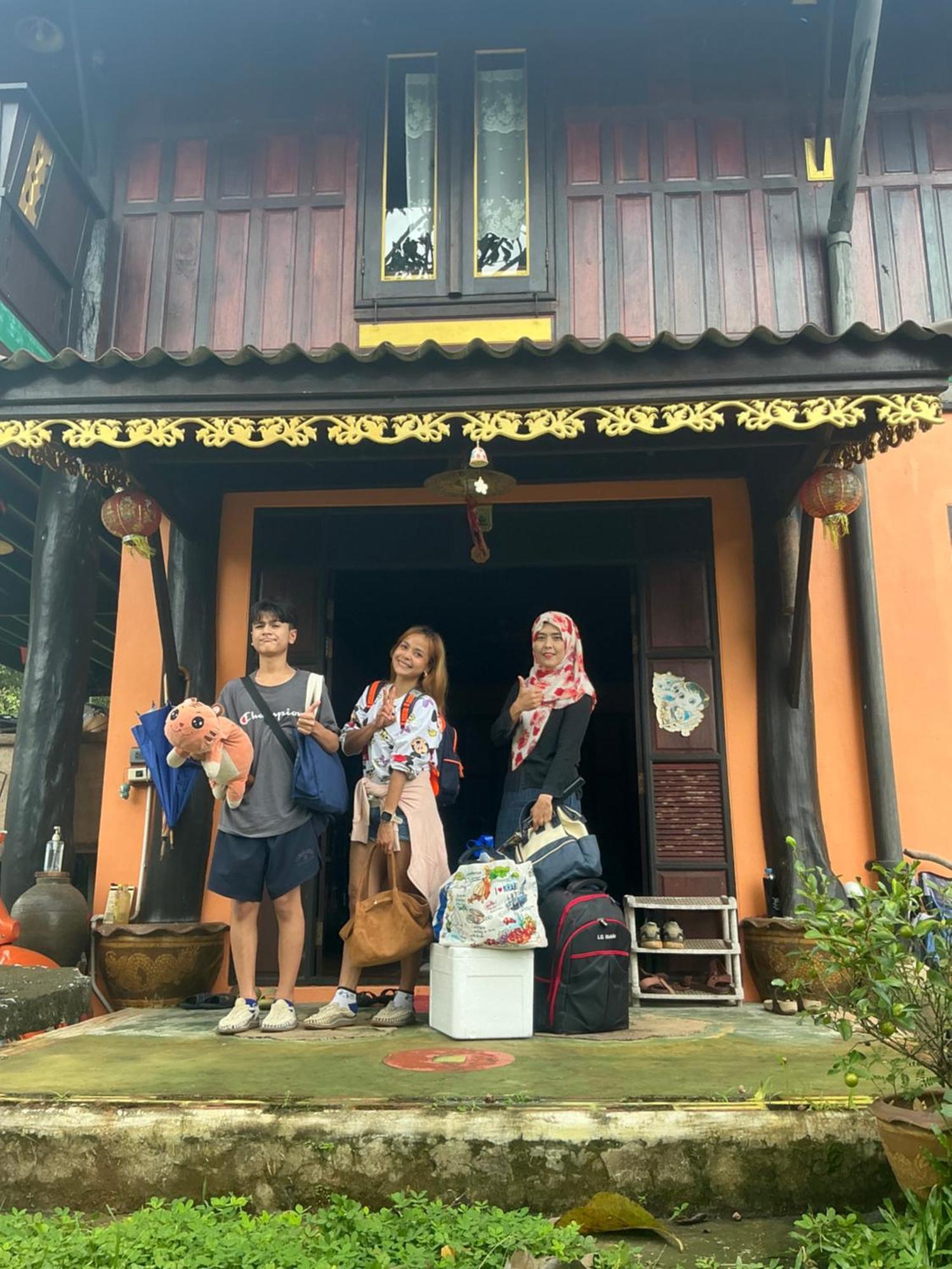 โฮมสเตย์บ้านนายสิงโตเขาคูหา